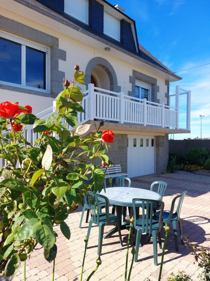 Ty Ann Maison Avec Jardin Clos De Mur, A Proximite Des Commerces Et A 3Km Des Plages Penvénan Exteriér fotografie